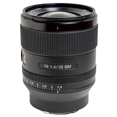 Sony FE 35mm f/1.4 GM